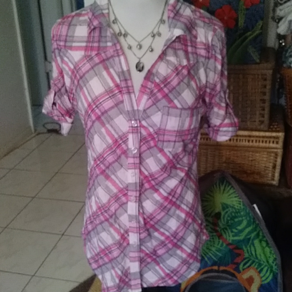 SALE! Vintage Bongo pink plaid short sleeve button down blouse